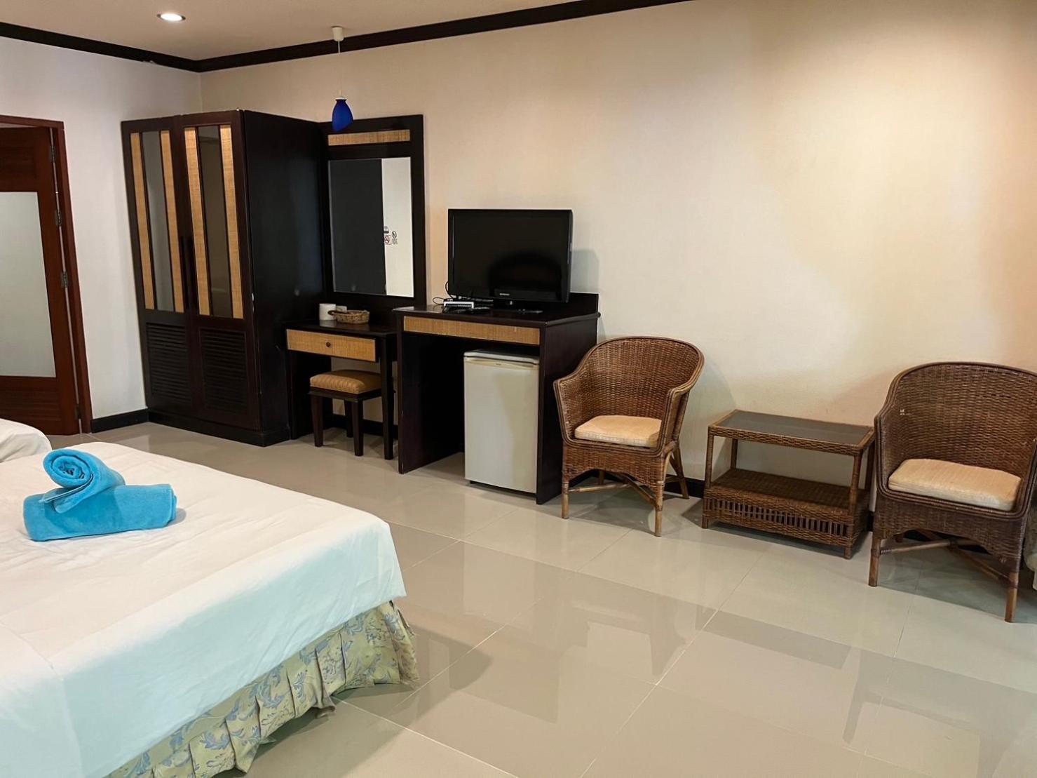 Summer Inn Ламаи-Бич Экстерьер фото